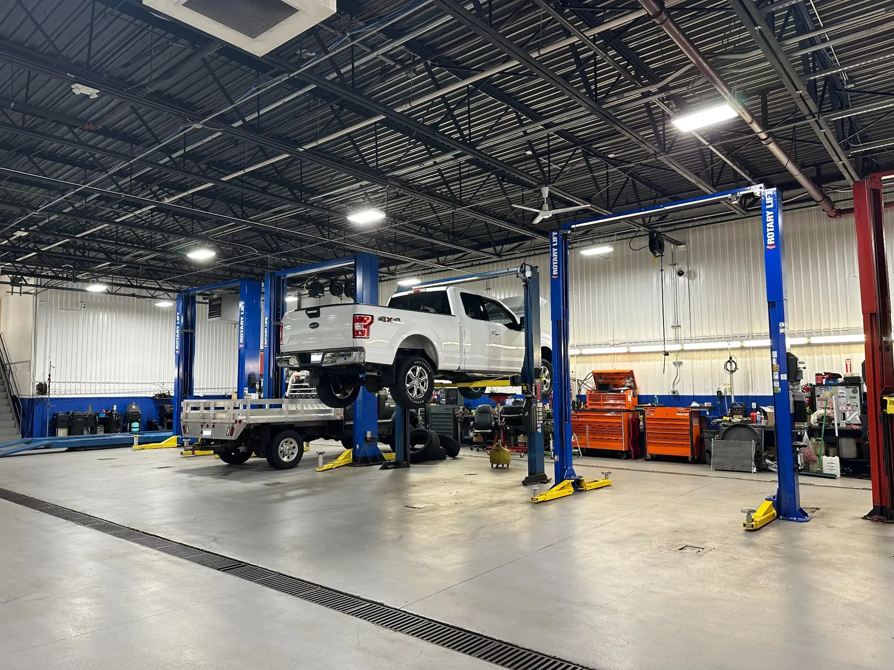 Completed multi-bay shop with multiple Rotary vehicle lifts